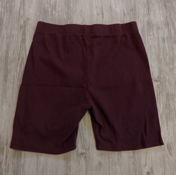 Vintage WB Tom and Jerry Embroidered Ribbed Burgundy Biker Shorts‎ Size Large - Picture 4 of 4